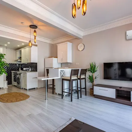 Image 1 - Tarihi Nişantaşı Fırını, Valikonağı Caddesi 127/A, 34363 Şişli, Turkey - Apartment for rent