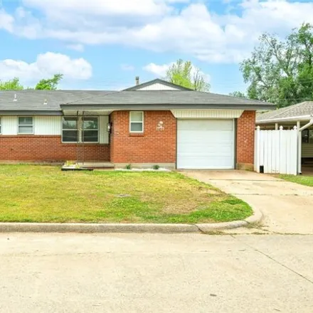 Buy this 3 bed house on 4814 Pam Place in Del City, OK 73115