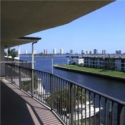 Buy this 1 bed house on 158 Paradise Harbour Boulevard in North Palm Beach, FL 33408