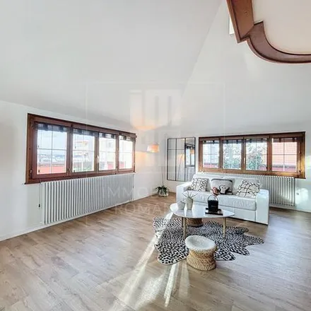 Rent this 8 bed apartment on Passage Linck 4 in 1207 Geneva, Switzerland