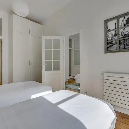 Image 8 - 14 Rue des Petits Carreaux, 75002 Paris, France - Apartment for rent