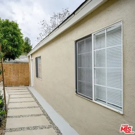 Image 2 - 2287 India Street, Los Angeles, CA 90039, USA - House for rent
