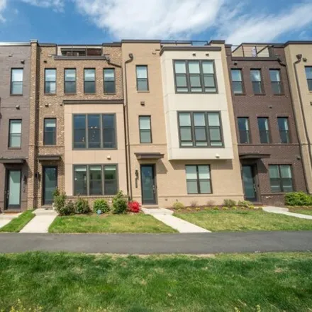 Rent this 3 bed townhouse on unnamed road in Chantilly, VA 22021