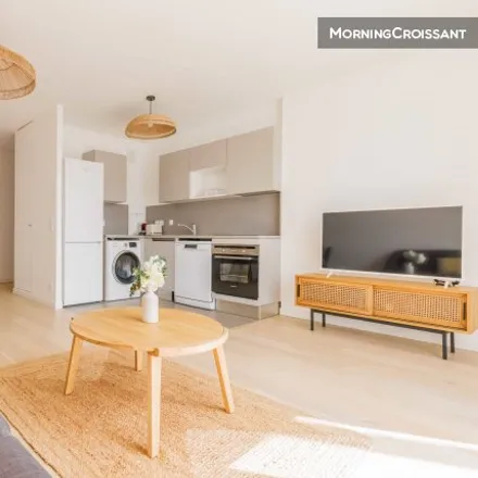 Rent this 2 bed apartment on Clichy