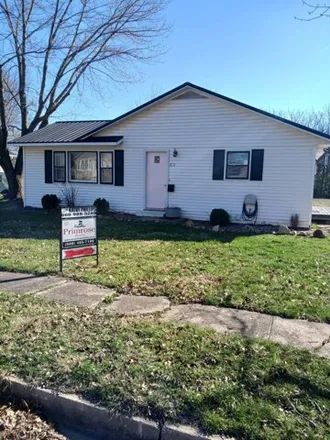 Buy this 3 bed house on 629 North Johnson in Memphis, MO 63555