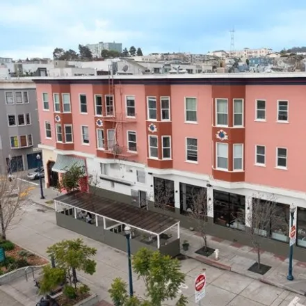 Buy this 12 bed house on 511;517;519;525;529 Hayes Street in San Francisco, CA 94102
