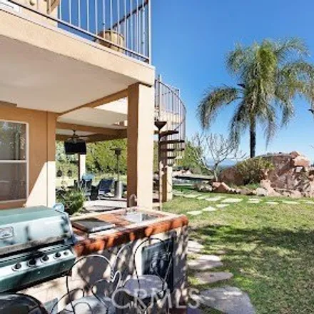 Image 4 - 7498 Cliffside Court, Los Angeles, CA 91307, USA - House for rent