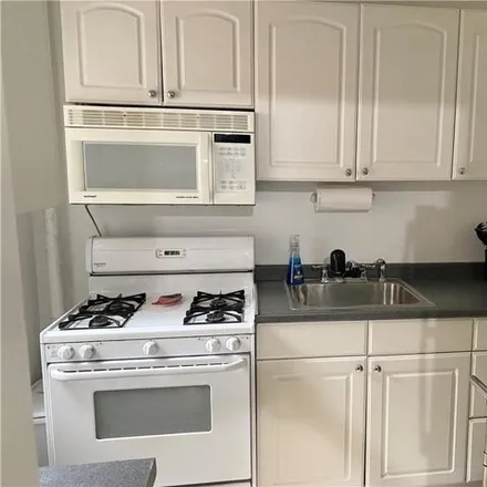 Buy this studio apartment on 821 Bronx River Road in City of Yonkers, NY 10708