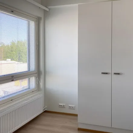 Rent this 4 bed apartment on Pertunpellontie 6 in 00740 Helsinki, Finland