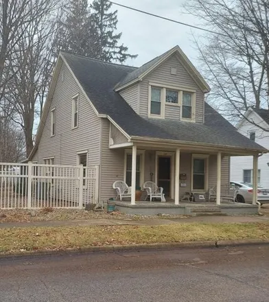 Image 2 - 35 Peckham Street, Coldwater, MI 49036, USA - House for sale