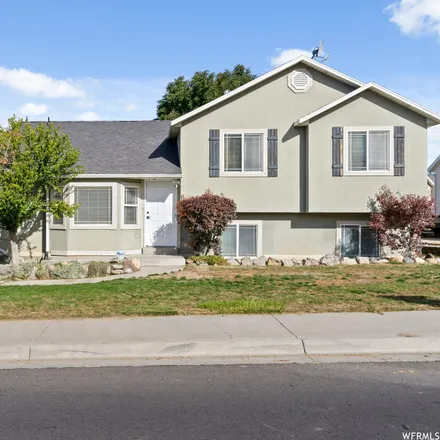 Buy this 4 bed house on West 1400 South Street in Payson, UT 84651