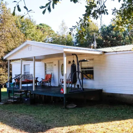 Buy this 4 bed house on 230 25th Street in Jemison, Chilton County