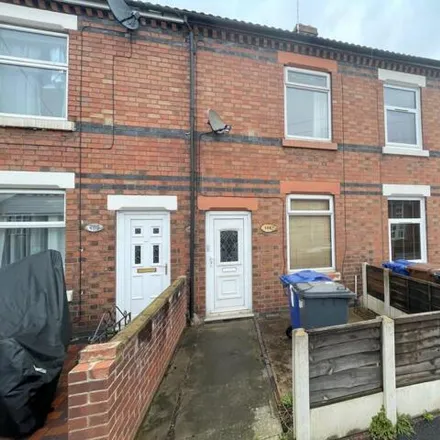 Buy this 3 bed townhouse on 180 Shobnall Road in Burton-on-Trent, DE14 2BD