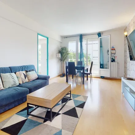 Rent this 3 bed apartment on 9 Allée des Roseraies in 45100 Orléans, France
