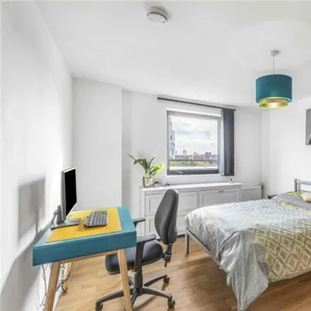 Image 4 - Clapham Leisure Centre, Bicycle Mews, London, SW4 6FF, United Kingdom - House for sale