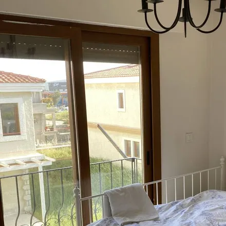 Rent this 3 bed house on Alaçatı Mahallesi in Çeşme, Izmir