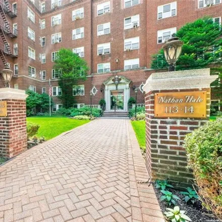 Buy this studio apartment on 113-14 72nd Road in New York, NY 11375