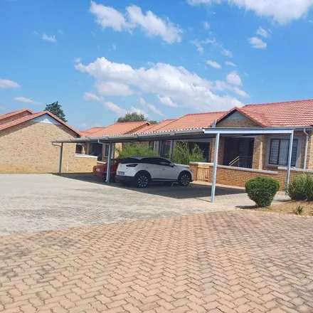 Image 1 - Miladys, Ferero Avenue, Randpark Ridge, Randburg, 2156, South Africa - Townhouse for rent