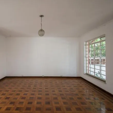 Rent this 3 bed house on Rua Três de Dezembro in Rudge Ramos, São Bernardo do Campo - SP