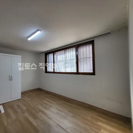 Rent this 2 bed apartment on 서울특별시 강남구 논현동 171-12