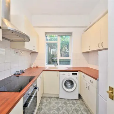 Image 3 - 63 Mayfield Road, Wake Green, B13 9HT, United Kingdom - Apartment for sale