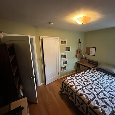 Rent this 1 bed room on 6130 North Detroit Avenue in Portland, OR 97217