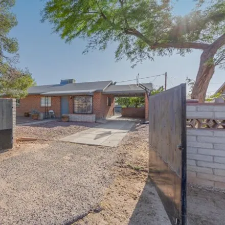 Buy this 3 bed house on 4510 South 13th Avenue in Tucson, AZ 85714