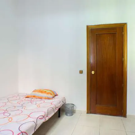 Rent this 6 bed apartment on Calle de Andrés Mellado in 34, 28015 Madrid