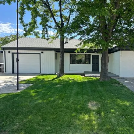 Buy this 4 bed house on 798 West 1800 South in Woods Cross, UT 84087