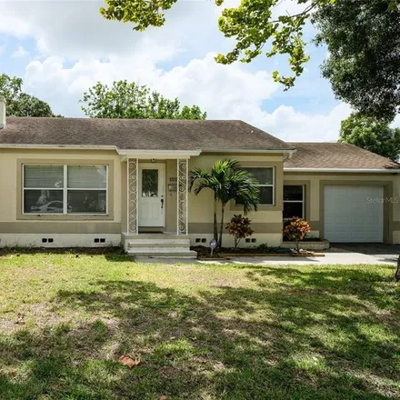 Rent this 3 bed house on 1331 24th Street North in Saint Petersburg, FL 33713