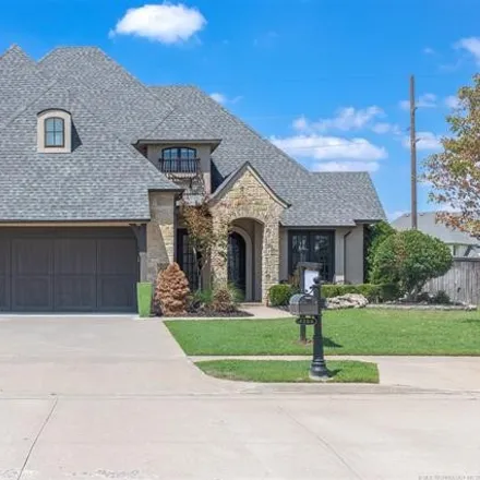 Buy this 4 bed house on 4204 South Quinoa Avenue in Broken Arrow, OK 74011