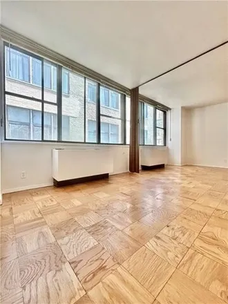 Image 2 - The Delegate, 301 East 45th Street, New York, NY 10017, USA - Condo for sale
