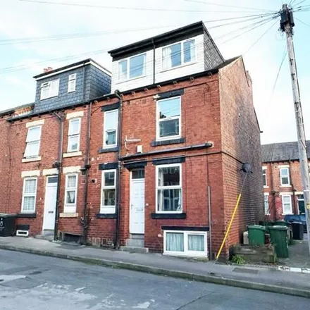 Buy this 4 bed house on Autumn Street in Leeds, LS6 1RH