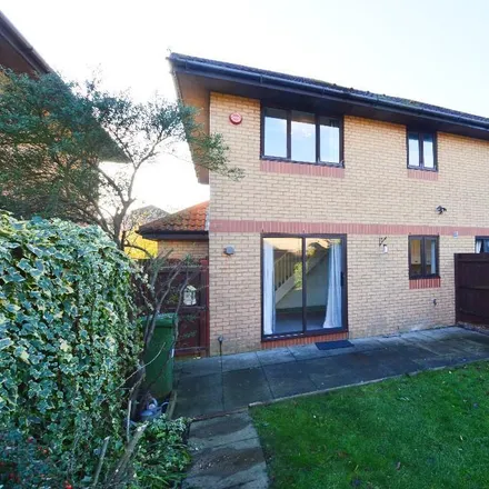 Rent this 1 bed house on Burano Grove in Fenny Stratford, MK7 7TJ