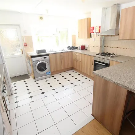 Rent this 6 bed apartment on Uni Market in 102 Salisbury Road, Cardiff