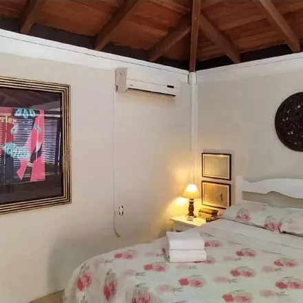 Rent this 1 bed apartment on Residencial Castelo da Ilha in Rua dos Lordes 600, Ingleses do Rio Vermelho