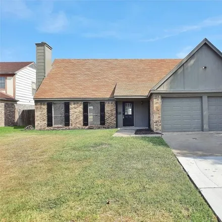 Rent this 3 bed house on 4003 Winslow Drive in Grand Prairie, TX 75052