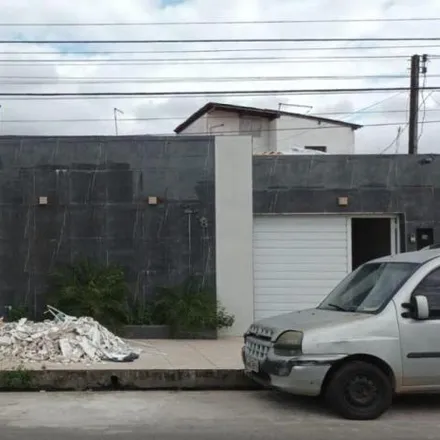 Buy this 2 bed house on Rua Pedro Nepomuceno da Silva in Cidade Universitária, Maceió - AL