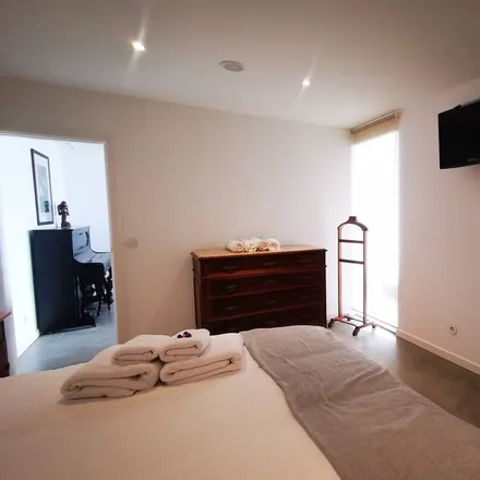 Rent this 2 bed apartment on 2765-607 Cascais e Estoril