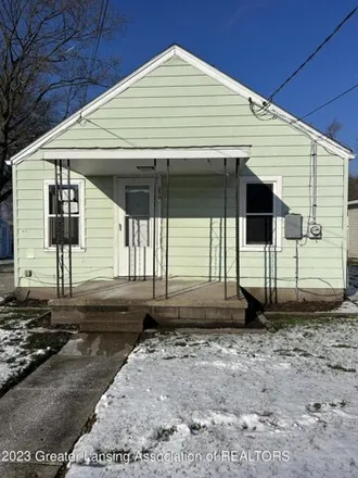 Buy this 2 bed house on 2528 Newark Avenue in Lansing, MI 48911