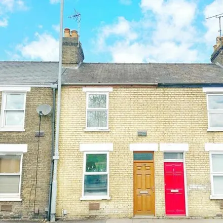 Buy this 2 bed townhouse on Dent Security in 287 Newmarket Road, Cambridge