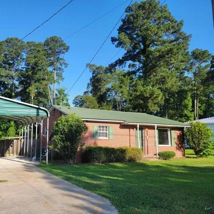 Buy this 3 bed house on 60 Turner St in Hawkinsville, Georgia