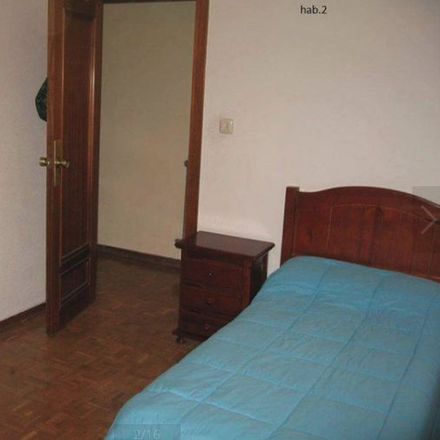 Rent this 5 bed room on Calle Rúa Mayor in 12, 37799 Forfoleda