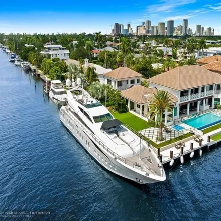 Image 1 - 1898 Southeast 14th Street, Lauderdale Harbors, Fort Lauderdale, FL 33316, USA - House for sale