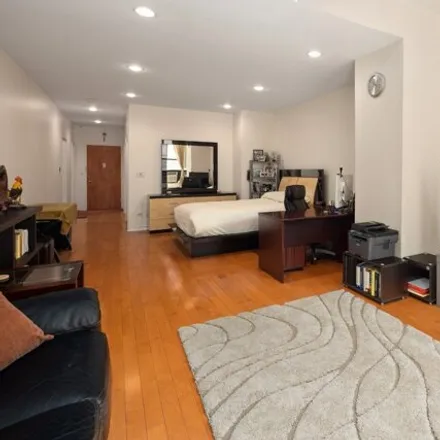 Image 4 - George's Hair Styling, 60 Beaver Street, New York, NY 10005, USA - Apartment for sale