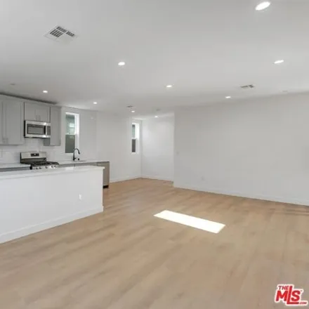 Image 3 - 3340 Effie Street, Los Angeles, CA 90026, USA - House for rent
