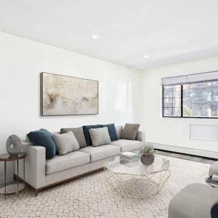 Image 6 - 1353 East 91st Street, New York, NY 11236, USA - Condo for sale