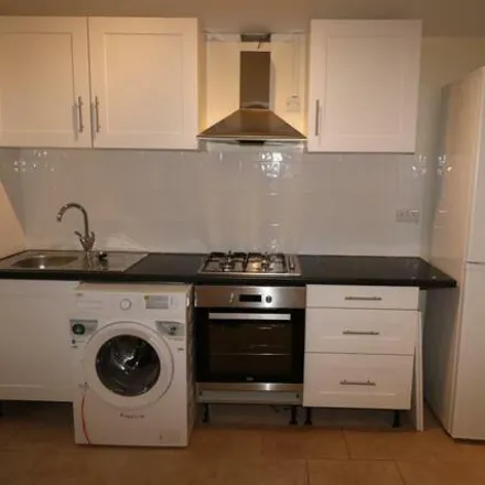 Image 4 - Connop Road, Enfield Wash, London, EN3 5XQ, United Kingdom - House for rent