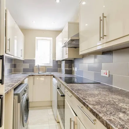 Image 2 - Oldfield Road, London, NW10 9UG, United Kingdom - Apartment for rent