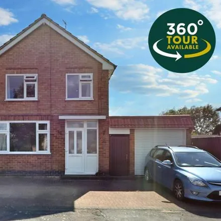 Buy this 3 bed duplex on Ingleby Road in Wigston, LE18 1DQ